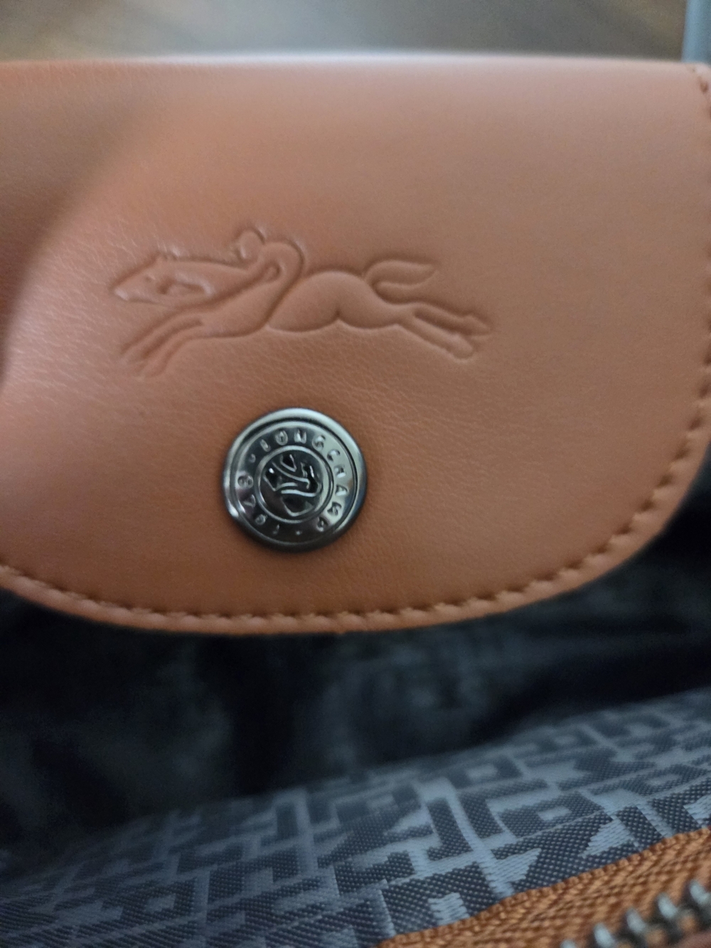 Longchamp Tan Leather Shoulder Bag - Picture 13 of 13